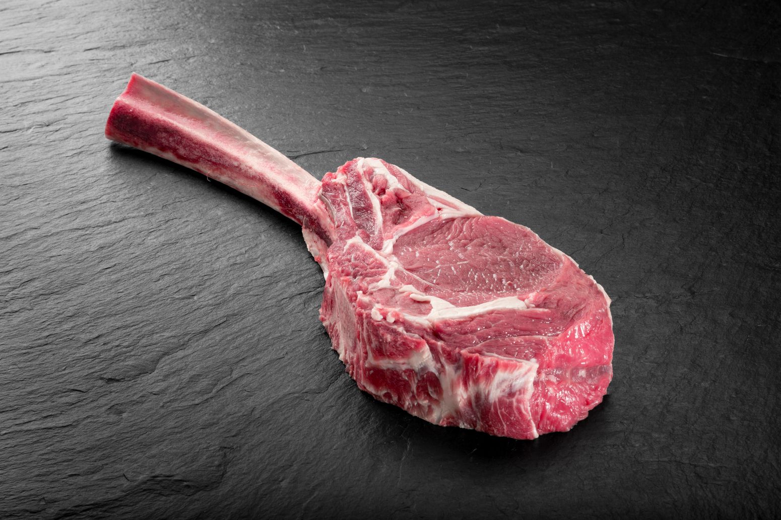 Handselected Swiss Beef Tomahawk 