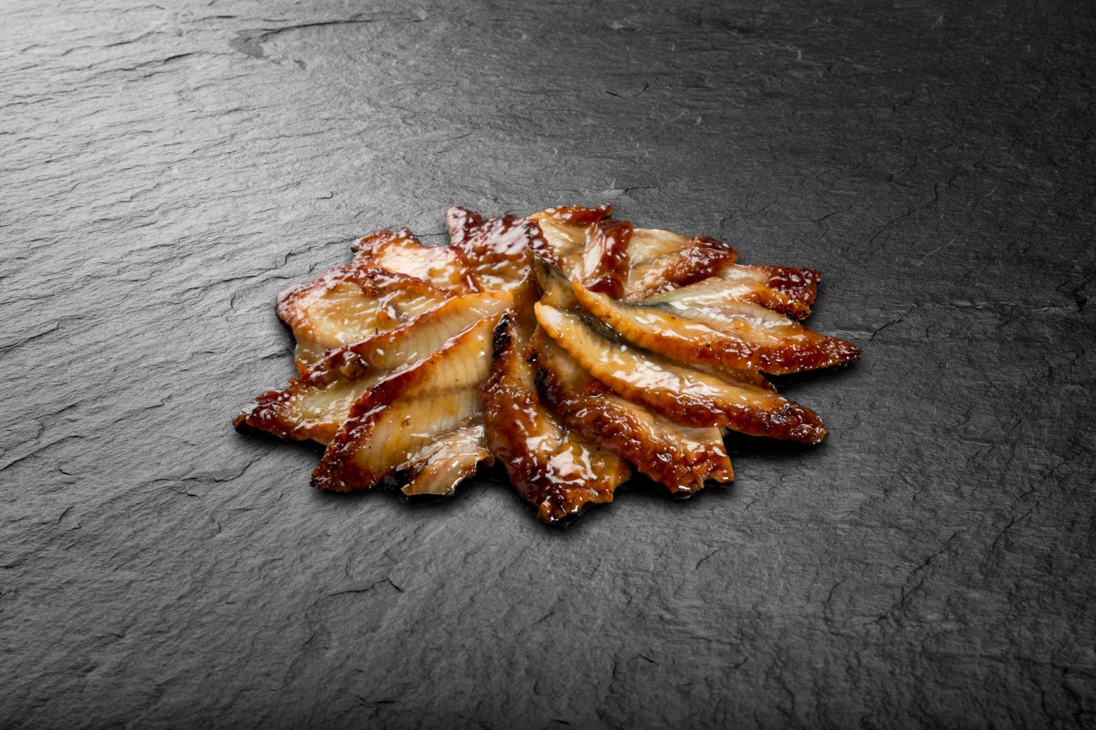 Garniture de sushis unagis