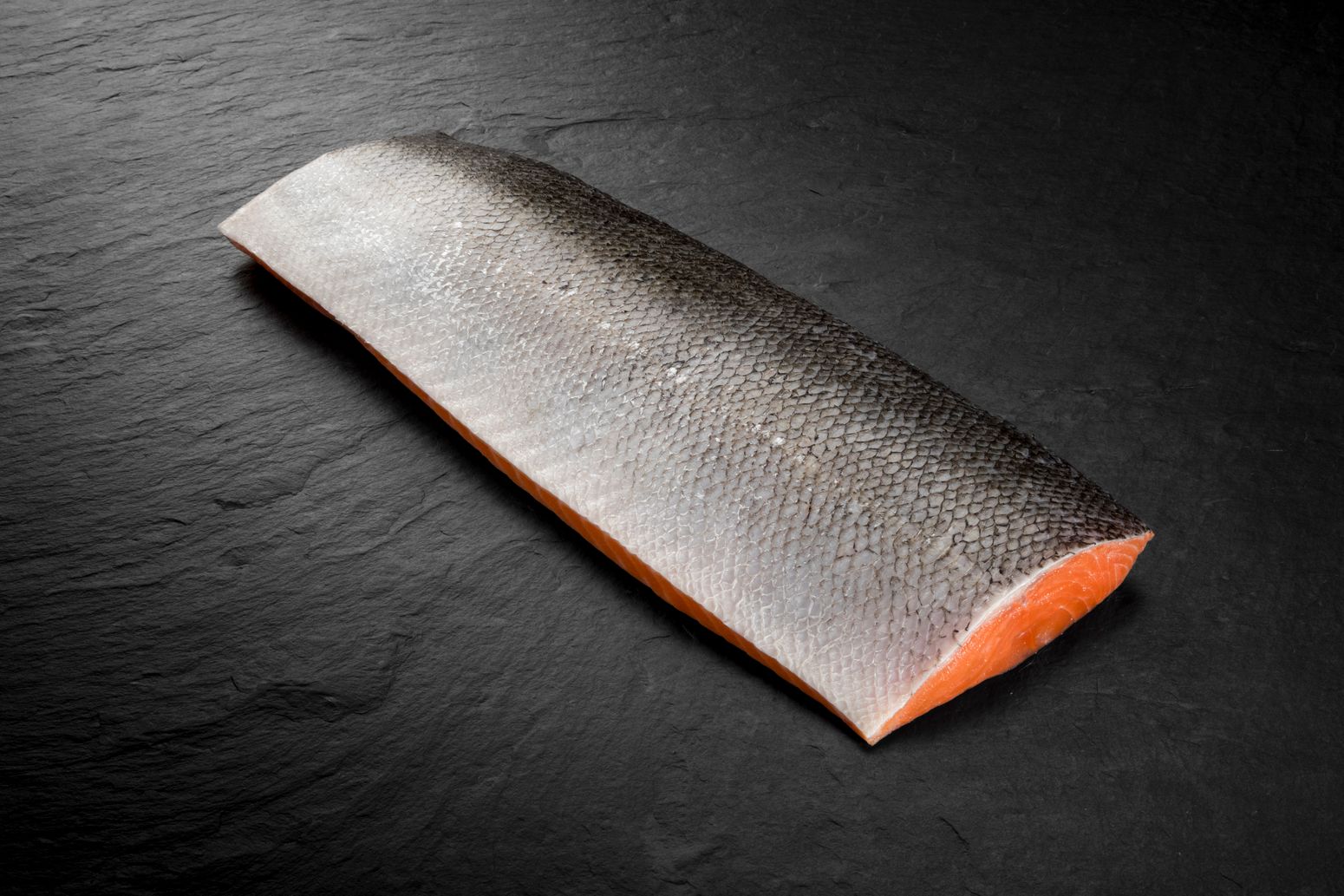 Fresh salmon filet royal 
