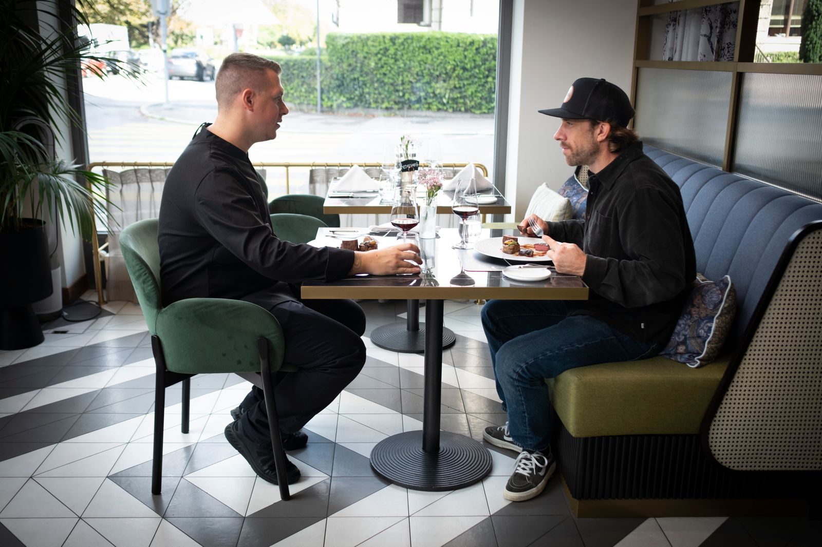 Ameron-Zuerich-Kiraly-Rehruecken-5777