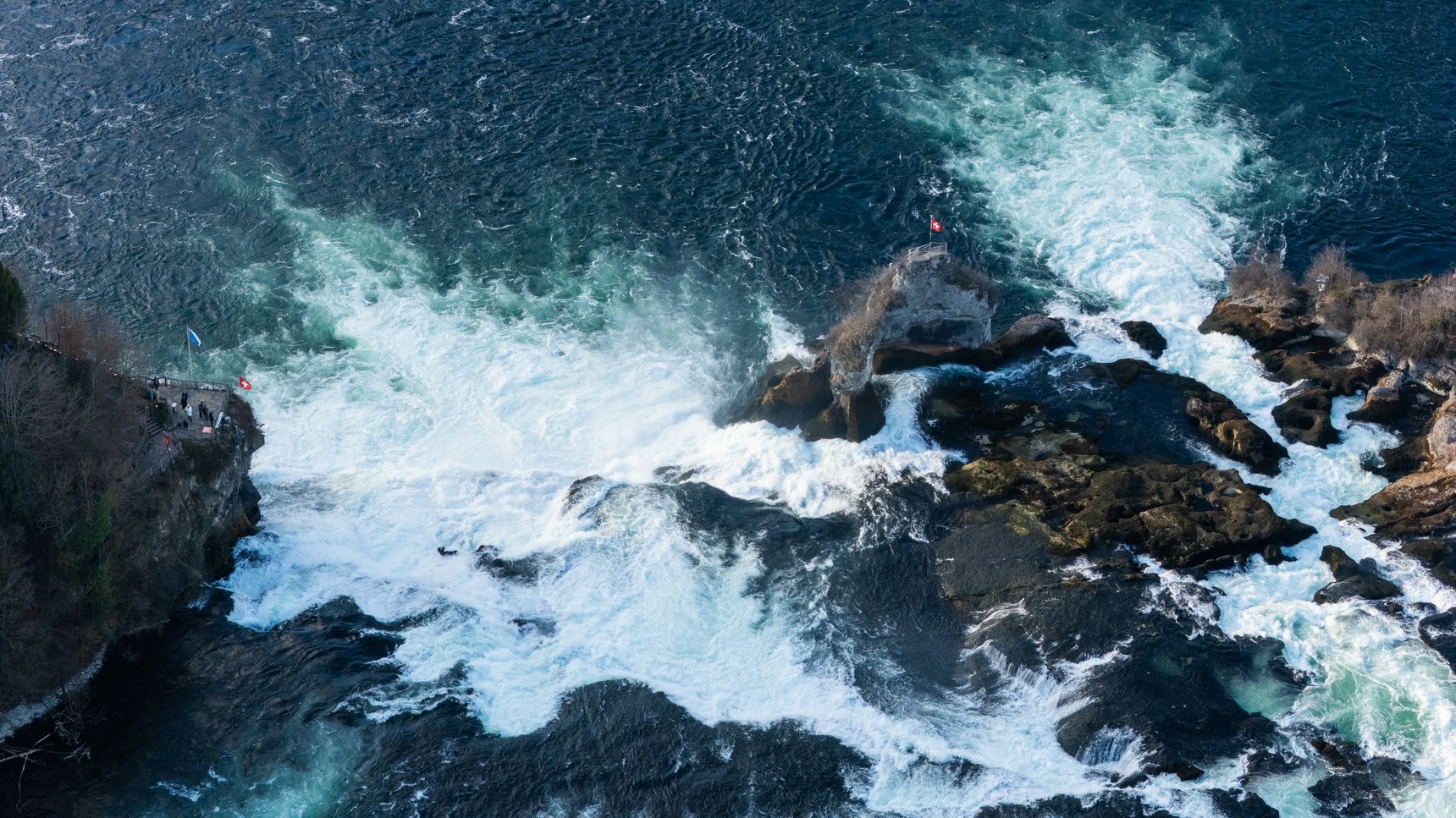 LUMA-Mood-allink-DJI_20260126154046_0049_D