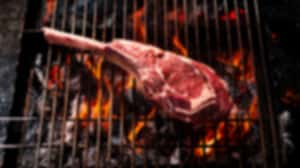 Tomahawk-Grill-flammen